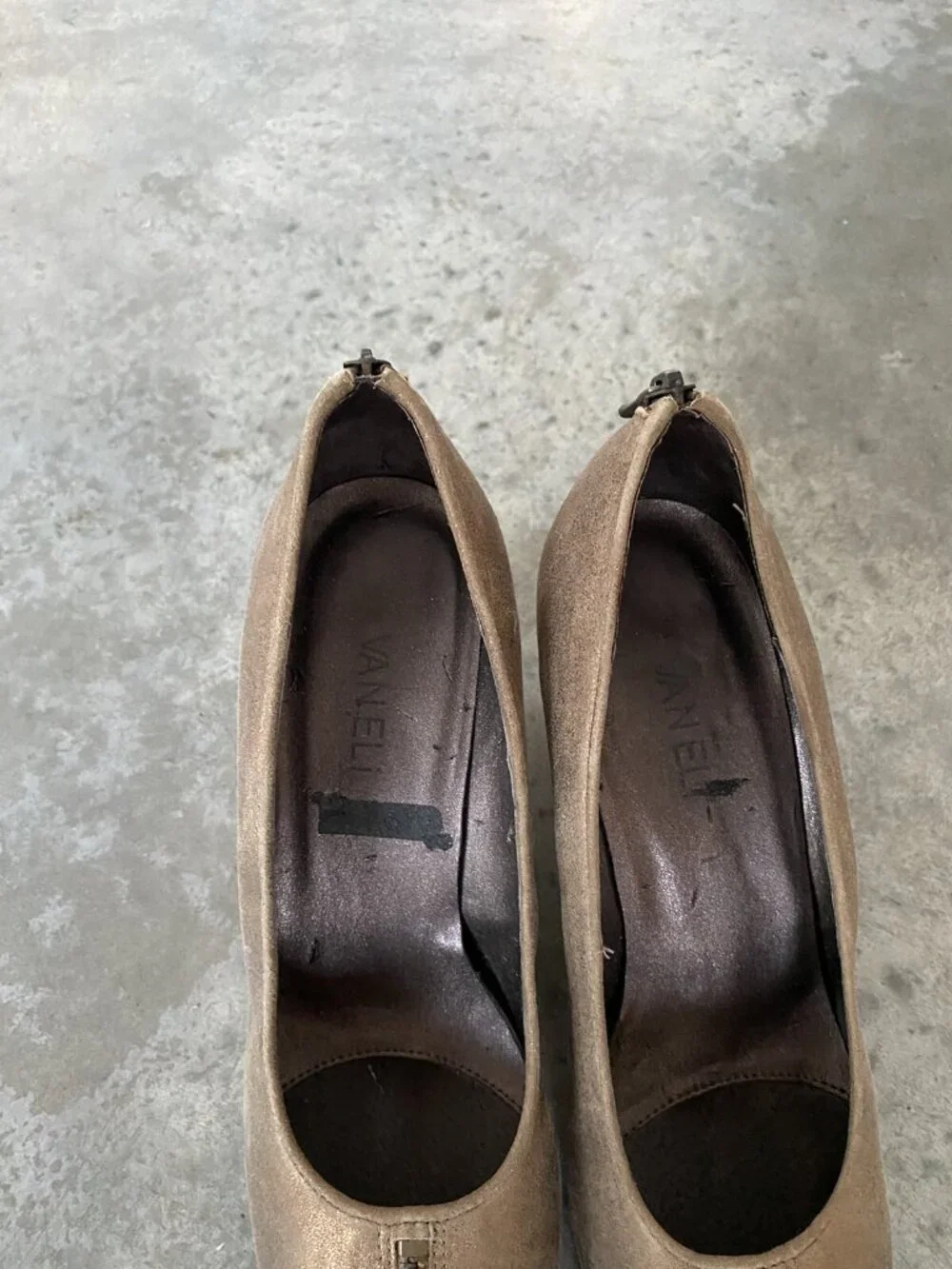 Vaneli Bronze Platforms Wedges Metallic Gold Zippered Wedge Heels Size 8 M